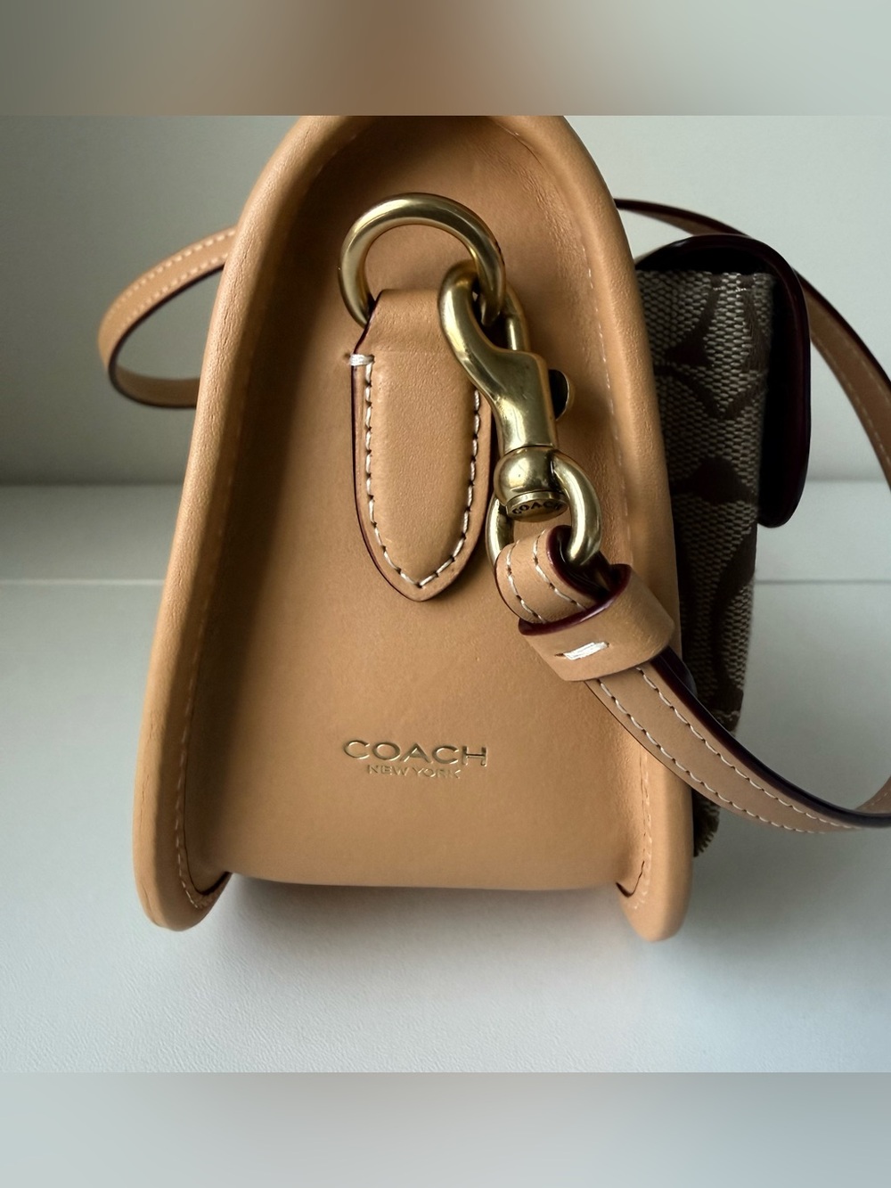 Coach Signature Jacquard Twin Lock Waverly Bag - Picture 3 of 11